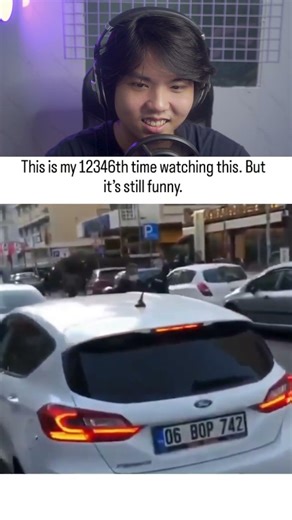 confused waiter #memes #shorts