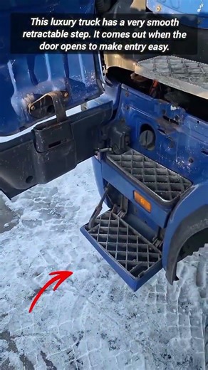 Luxury Truck With Automatic Retractable Side Foot Step