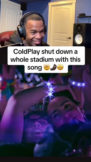 Coldplay Dazzles with Unforgettable Stadium Performance