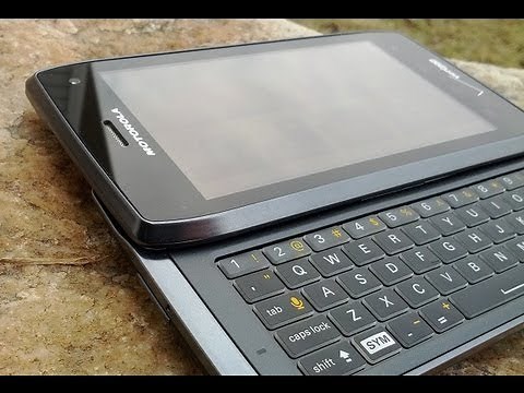 Motorola Droid 4 Unboxing | Pocketnow