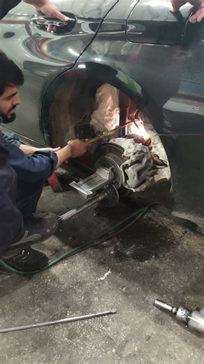 Toyota Camry Rear wheel camber adjustment with oxygen heating #auto #mechanic #shirts #ideas