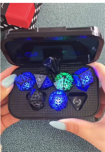 LED Dice Set Enhancing Gaming Experience