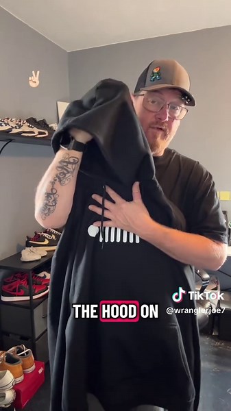 You’ll be wearing this hoodie all the time ! #jeep #jeeplife #jeepwrangler #jeepgirl #giftideas