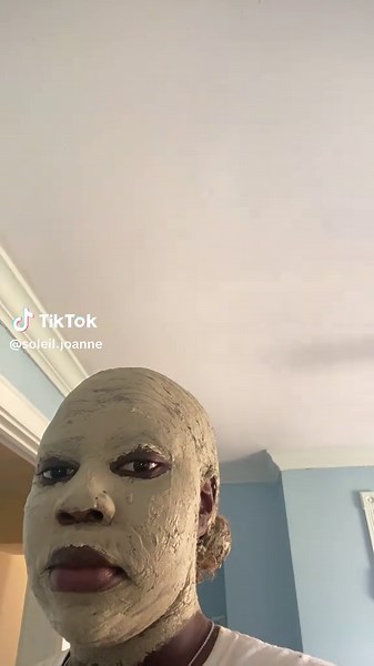 Benefits of Using Aztec Clay Mask for Skincare