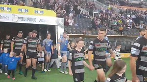 The teams coming out onto the pitch ⚫⚪ | Hull FC - Official Facebook Page