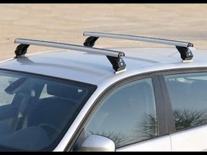 Cómo instalar las barras de techo en el Mercedes Clase B.