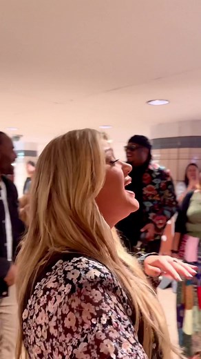 Flashback to performing #mine with a #flashmob in a NYC subway last week! You can hear