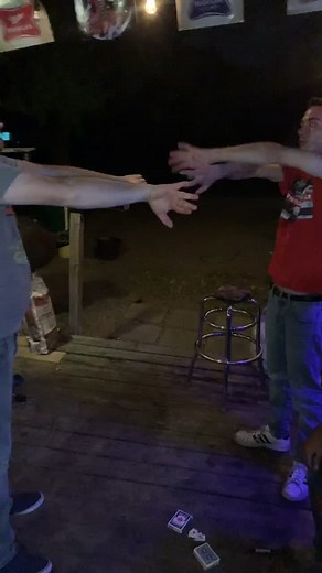 EASY HAND TRICK TUTORIAL!! / learn an easy hand trick that you can do to your friends and family!! / #fyp #magic #handtricks #xyzbca