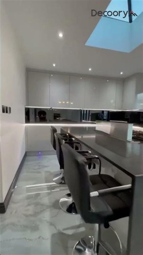 Modern Island Kitchen Design | Stylish & Functional Space