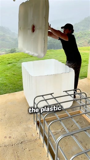 The Most GENIUS Use for the Plastic Water Tank! 👀