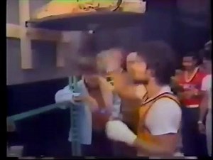 257K views · 1.2K shares | A young Roberto Duran truly was a sight to behold 女 | Fighting Fit | Facebook