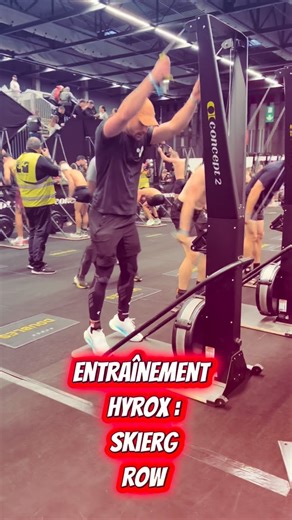 Martin L / Entraînement HYROX | 🎯 SESSION Endurance - Skierg / Row Une séance où le cardio monte, les bras brûlent et le mental fait la diff 💥 Objectif : tenir... | Instagram