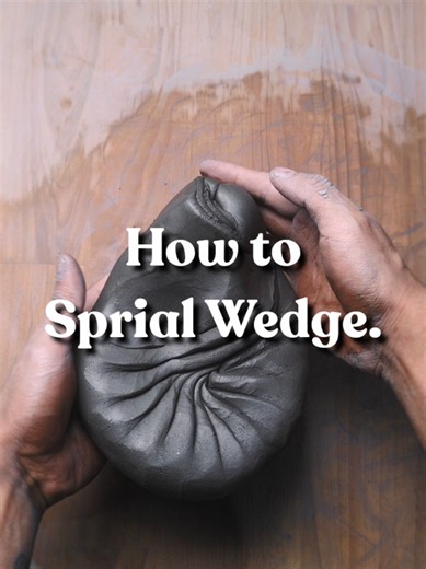 I’ve been obsessed with movement puzzles my entire life ! 🧠 What’s a movement puzzle? It’s a physical skill secretly made up of several smaller movements. They all have to happen in the right order, at the exact right time. (Like juggling) Spiral wedging is one of my favourite examples :)) To learn one, don’t focus on the whole movement just yet. Think about solving a puzzle with your body, putting the pieces together one by one. 🧩 When you’re starting out, it can feel impossible because it lo