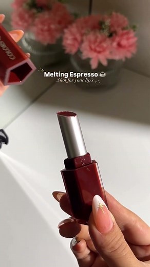 Best Chocolate Brown Lip Gloss | Gloss Bomb Hot Chocolit Shade Review | Colors Queen cosmetic