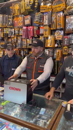 bricaillerie d'Oran 34bd emir adb elkader oran centre ville