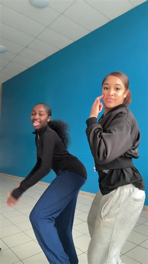 Dance Trends: Back It Up on TikTok