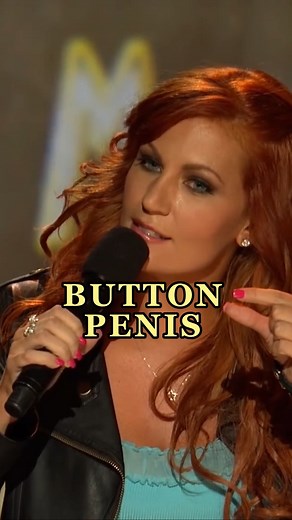 April Macie | IT’S SO CUTE 😂 #comedy #standup #comedian #aprilmacie #jokes #computer #laughter #woman | Instagram