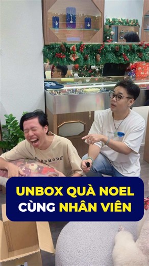 Unbox Quà Noel Cùng Sunny Và Oops Banana