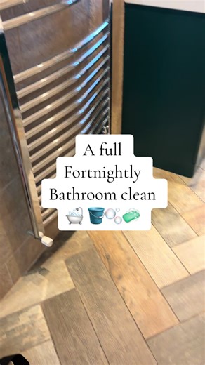 Efficient Bathroom Cleaning Tips for a Deep Clean
