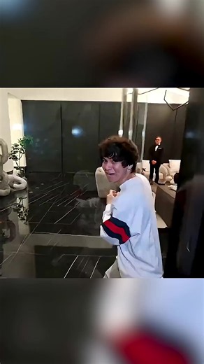 Mansões secretas dos maiores YouTubers