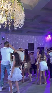72K views · 1.1K reactions | Baile sorpresa con primos 睊 XV Danya  Agenda 2025 | ensayos online y presenciales #quinceañera #quinceaños #coreografia #bailesorpresa #surprisedance #15años | Cristina Coreografía | Facebook