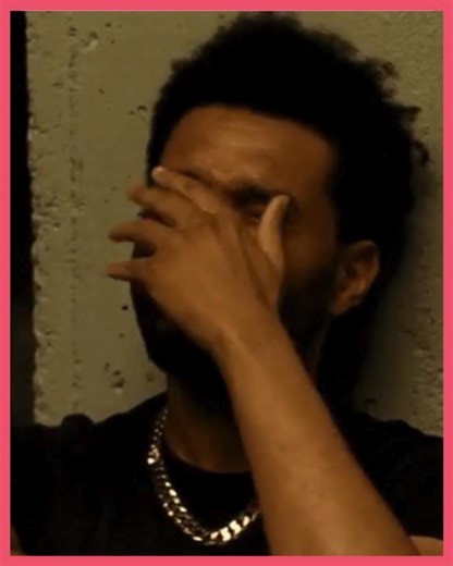 Comme nous sommes sympa chez Carrefour Spectacles, on te redonne les info pour l'ouverture de vente de THE WEEKND, histoire que tu ne sois pas en larmes... 🎟️ Où réserver ? → Directement ici https://bit.ly/4mpwVvj ⚠ Aucune vente en magasin ⚡ Dépêche toi, les billets seront en ligne le jeudi 11 septembre à 12H00 👉 Tag ton/ta pote de concert préféré(e) pour ne pas louper LE show de l’année ✨ #TheWeeknd #Concert #CarrefourSpectacles #BonPlan #Live | Carrefour Spectacles