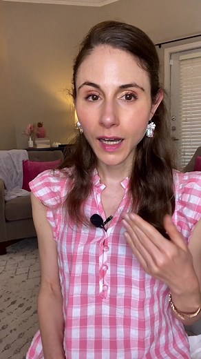 Shaving tips for a better shave, with less irritation 👇✅ Don’t press too hard! You don’t need that much pressure to cut the hair, and pressing too hard increases risk of razor burn.✅ Don’t shave the same area more than once. More swipes over the same area leads to more irritation.✅ Try and shave in the direction of hair growth to reduce the risk of ingrown hairs. ✅ Replace disposable razors every 5-7 shaves to ensure sharp blades for an efficient, clean cut.✅ Don’t store your razors in the show