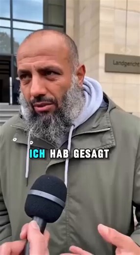 Syrer verklagt das Jobcenter, weil ihm 6.000 Euro pro Monat zu wenig sind und er wegen der vielen Kinder und einer neuen Zweitfrau nicht arbeiten könne.https://t.co/7vbDV9VVNC
