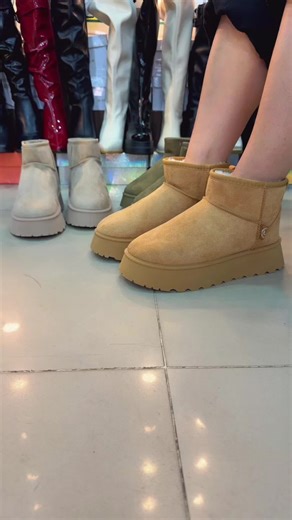 Ugg Boot Size:35,36,37,38,39,40 #pepoles plaza3rdfolur Shop no:422B #fyppppppppppppppppppppppp #delveryallovernepal🇳🇵 #goviraltiktok♥️