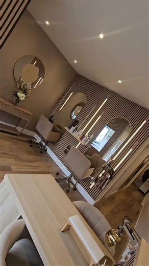 Join Our Creative Team as a Hairstylist Today!