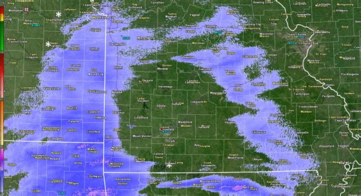 [KSGF 1/23 10:30PM]: Latest radar update shows the forecast right on track and snow is making it to the ground over portions of southeast KS and southern MO. If out driving, use caution tonight!❄️ | US National Weather Service Springfield Missouri