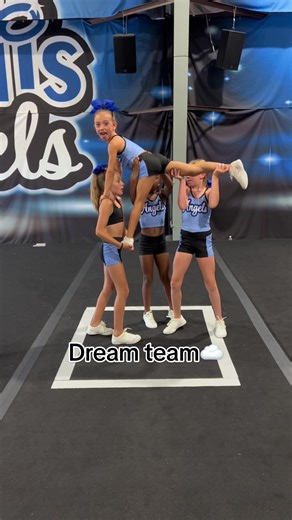 Level 1 Cheer Stunts: Learning Choreography Tips