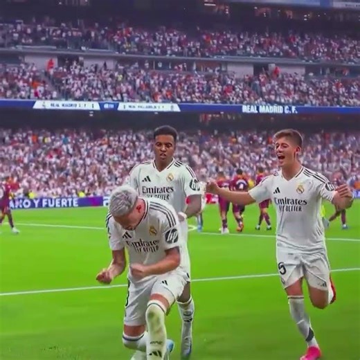 Valverde the Haramballer?🙆🏻#football #messi #neymar #ronaldo