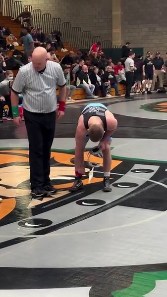 Cleveland State Open Champion at 141, Wyatt “Dash” Henson with a Tech-Fall in the Finals 25-9 over Army. 5-0 on the day. 🦅 | Lock Haven University Wrestling