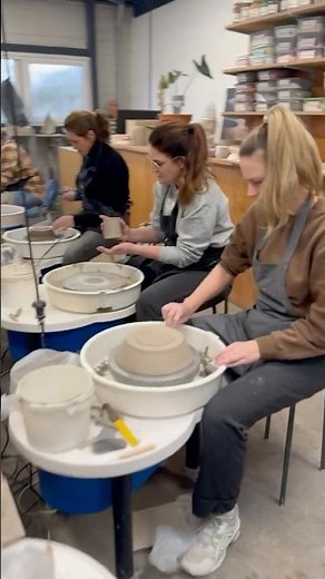 Cursus pottenbakken Atelierbreda #ceramic #pottery #workshop #clay