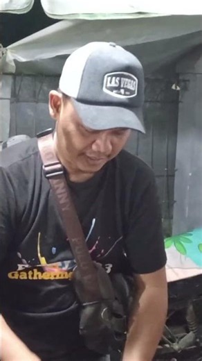 PENJUAL BAKSO