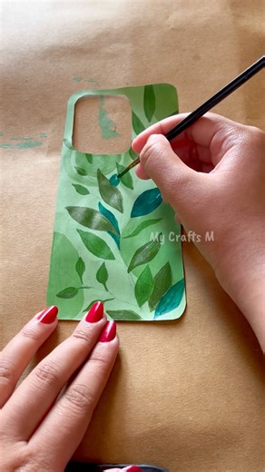 Phone case DIY| Boho Art💚| Decorate a phone case with me #shorts #bohoart #diyphonecase