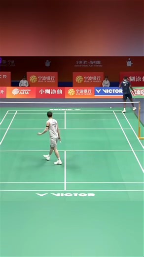 “R16? More like easy win 😎 #badminton