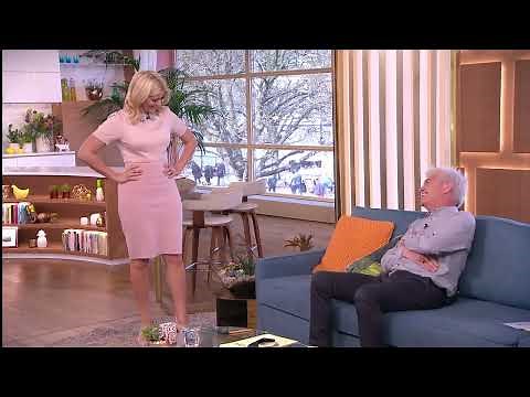 Holly Willoughby Sexy Tight Pink Skirt and Top