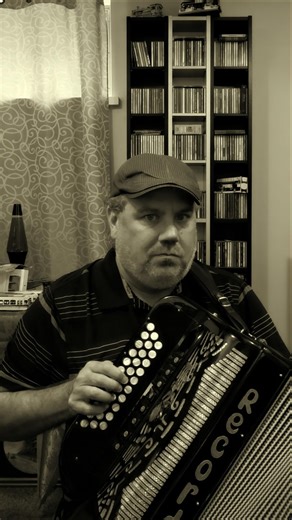Accordion Boy is Back #Accordion #DiatonicButtonAccordion #Melodeon