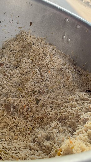 25K views · 438 reactions | Commando Ka tar Maal Wala pulao 殺 #karachi #viralshort #azadi #foodreview #reels #bala #viral #Trending #deals #followforfollowback #followforfollowback #deals #shorts | Shayan Tabani | Facebook