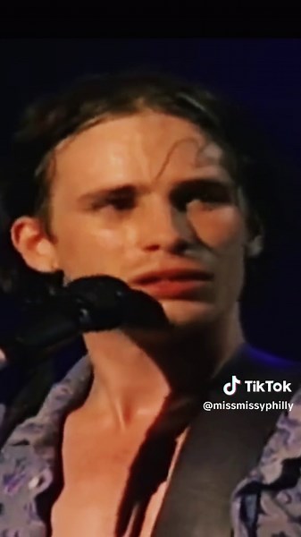 Jeff Buckley - Hallelujah Live Performance in Chicago