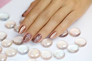 46K views · 817 reactions | Amazing nail art design with the flexible, soak-off, metallic Chro°Me Crystalac gel polish! | Crystal Nails USA | Facebook