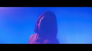 󾬏 W E L C O M E. T O. M Y. W O R L D! 󾬏how do you embody something that is so etheric, like sound? Like a song? ...it's been such a pleasure, such a joy finding a new way to express these songs off the new album with this band of wonderful musicians... Come on October!!!! Can't wait to do this Australian tour! ☺️󾬏󾍛🏼󾬏 | Lisa Mitchell