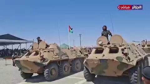 🇪🇭 | La República Árabe Saharaui Democrática (RASD) conmemora el 50.º aniversario de su proclamación. 👉 Con este despliegue militar masivo, el Frente Polisario reafirma, por las armas, que el pueblo saharaui tiene un derecho inalienable a la autodeterminación.