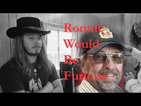 #352 THE STONED ROADIE SHOW w/ THE WORLDS MOST FAMOUS ROADIE * CRAIG REED & CoHost GRIFF MARTIN