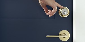 CES 2021: From Toilets to Coffee Tables, the Best Smart-Home Gadgets Hide the Tech