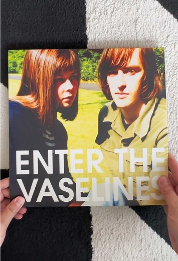 The Vaselines - Enter The Vaselines 3LP compilation (2009, USA) @Sub Pop Records – SP 810 From the label: “The Vaselines have long been celebrated by musicians and music enthusiasts across genres and across the globe, including super-fan Kurt Cobain. Sub Pop’s release of Enter The Vaselines is an opportunity for those already familiar with the Scottish band’s brief career to delve deeper into their body of work, while those new to their music can experience firsthand why so many hold them in suc