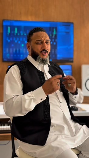 https://youtu.be/YAHDlg7uswc?si=gEDTeCq_xicZ1gki متوفر كامل ع يوتيوب ديجي صادق _ رافع العكوكي_ اشحالك يادار توزيع موسيقي : ديجي صادق _ احميده فركاش كلمات الشتاي : سالم مسعود وتكملة الشاعر احميده خميس عازف الكاولا : نادر الشاعر توزيع رقمي : ساري الشريعي | صادق LiLHeRo