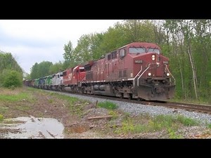 Canadian Pacific Train with 8 Locomotives! [HD]